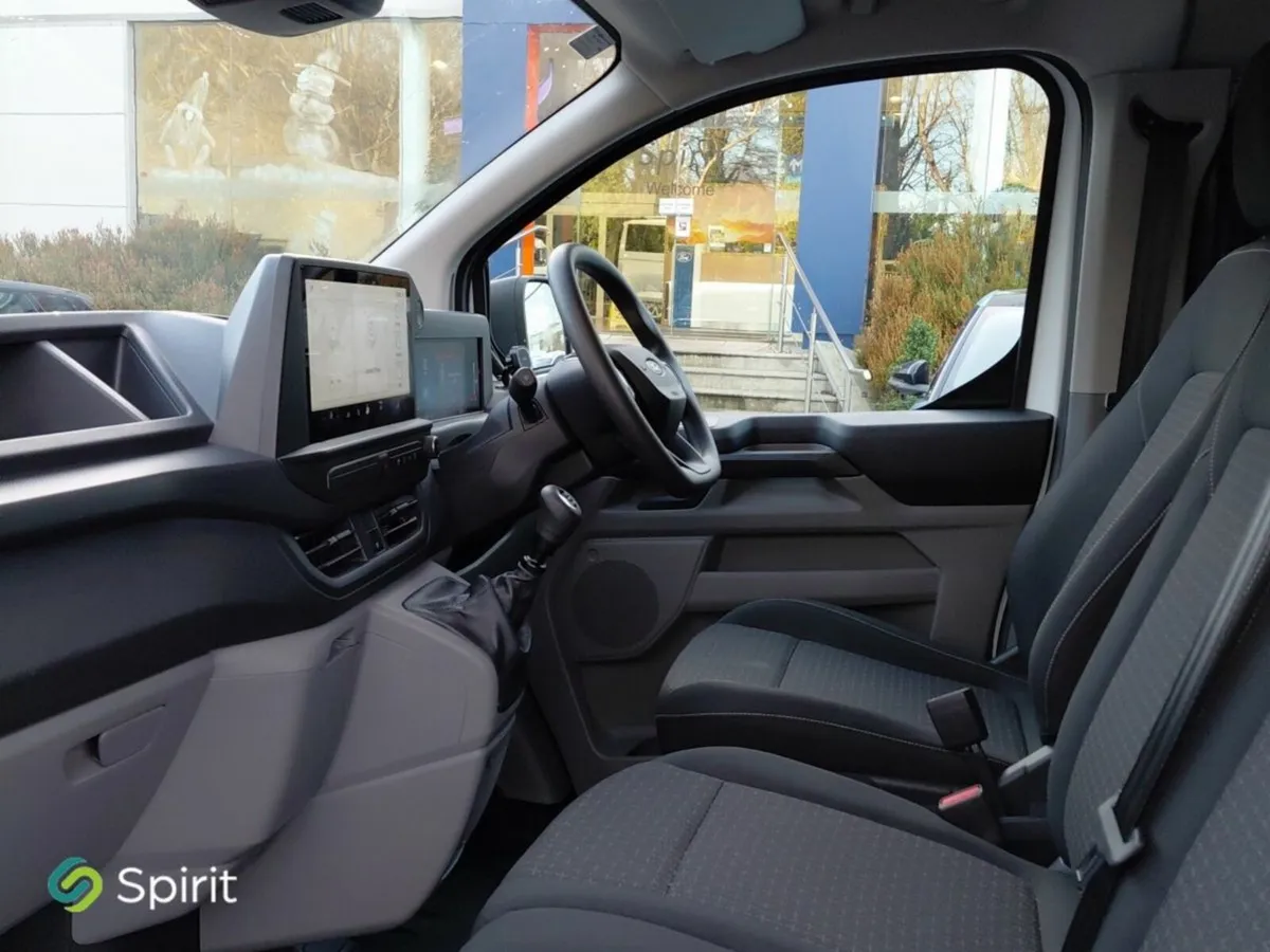 Ford Transit Custom TRANSIT CUSTOM LEADER 300 LWB - Image 4