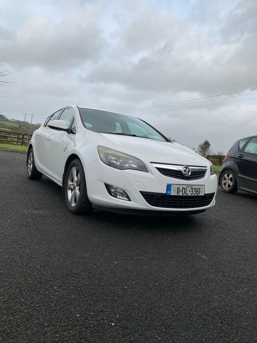 Vauxhall Astra - Image 1