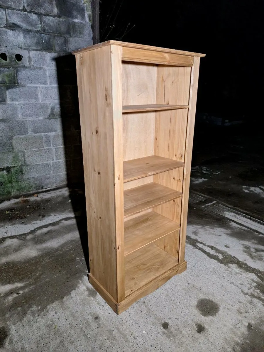 Mexican pine bookcase (DELIVERY) - Image 2