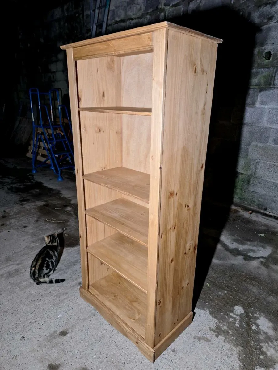Mexican pine bookcase (DELIVERY) - Image 3