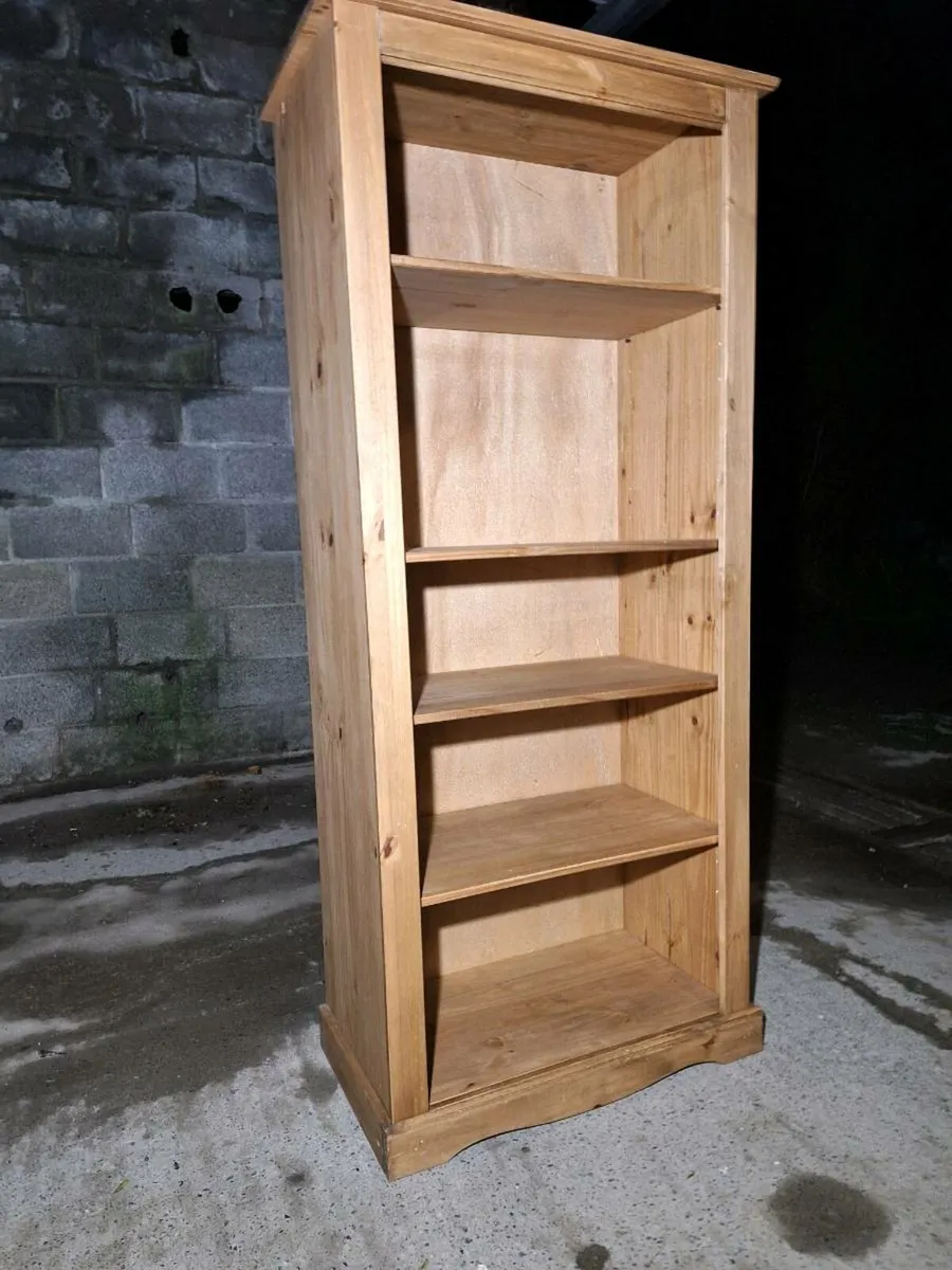 Mexican pine bookcase (DELIVERY) - Image 4