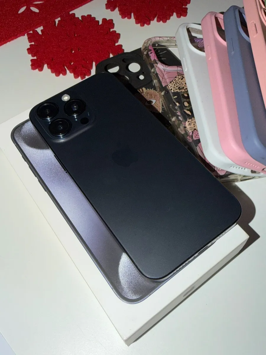 iPhone 15 PRO MAX 1TB blue titanium Unlocked - Image 3