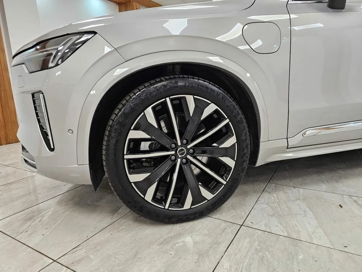 Volvo XC90 ULTRA MODEL ! - Image 4