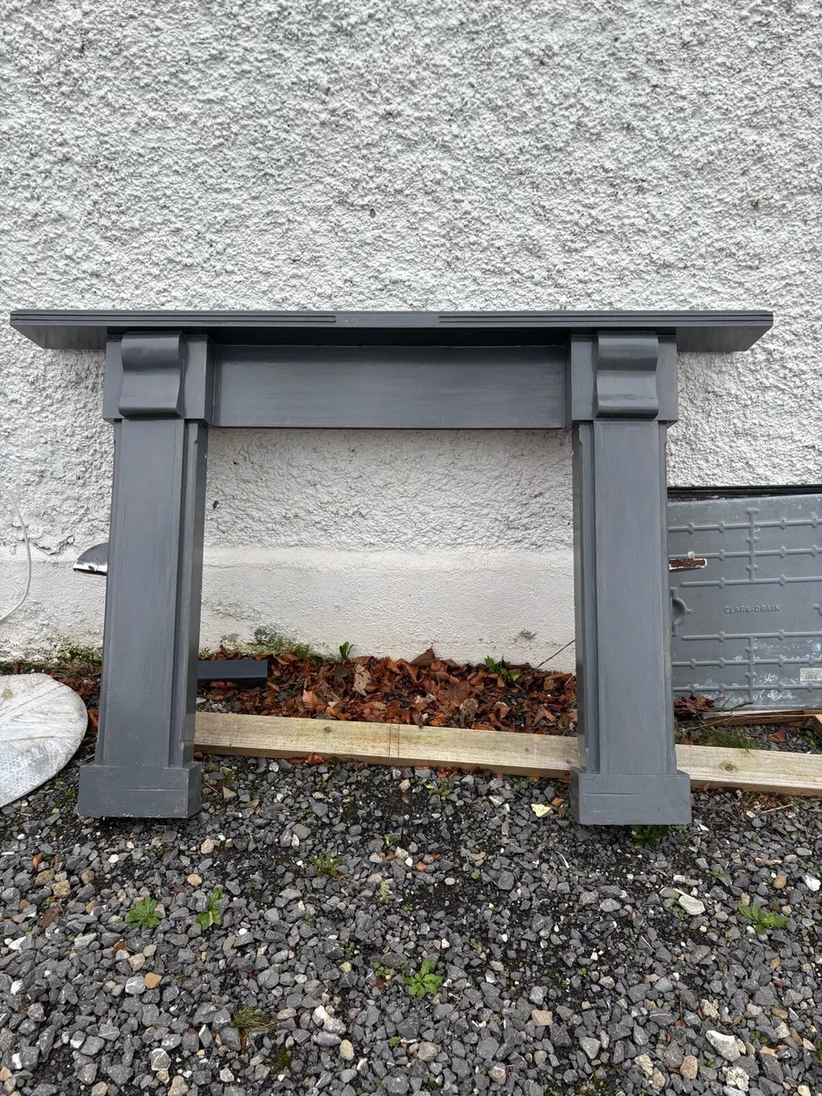 Fireplace surround