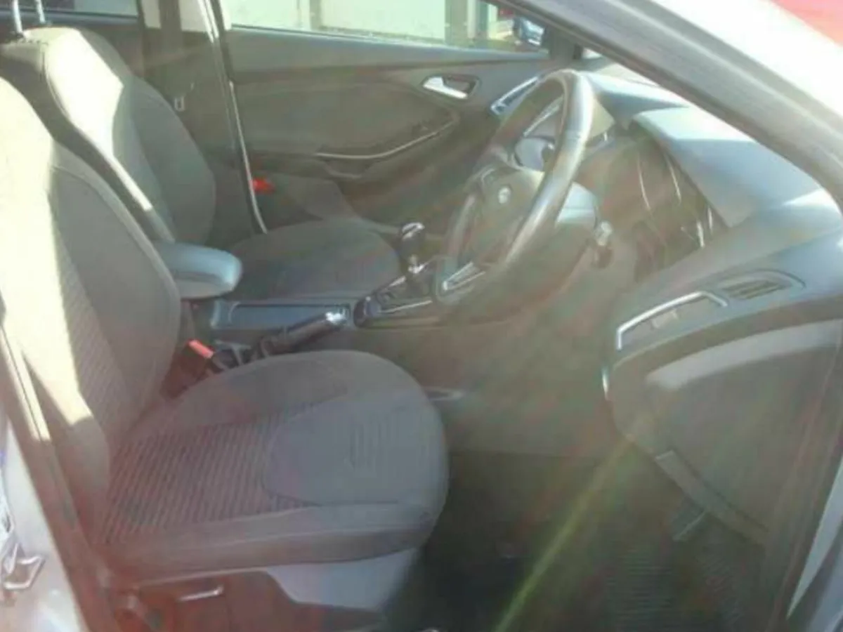 FORD FOCUS TITANIUM (TOP MODEL), LOW MILEAGE - Image 2