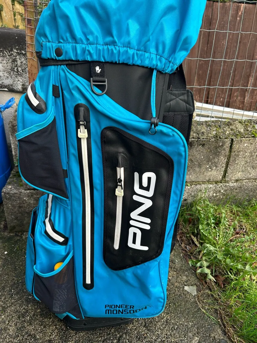 G425 ping irons and Odyssey Putter - Image 2