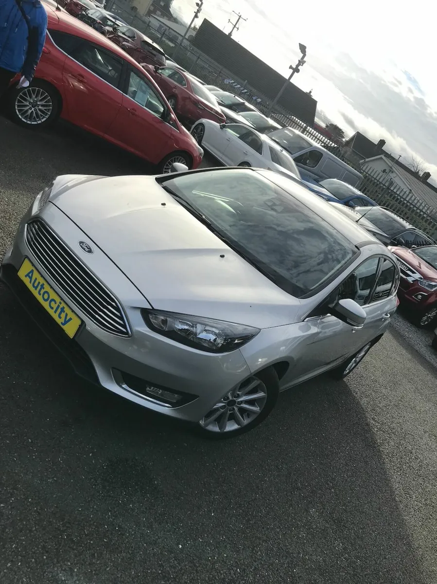 FORD FOCUS TITANIUM (TOP MODEL), LOW MILEAGE - Image 1