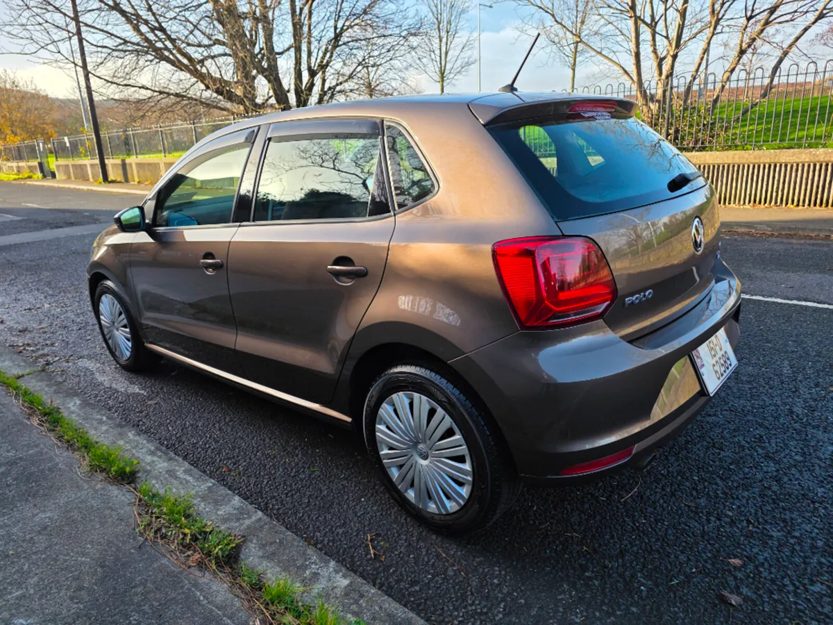 Volkswagen Polo Auto - Image 4