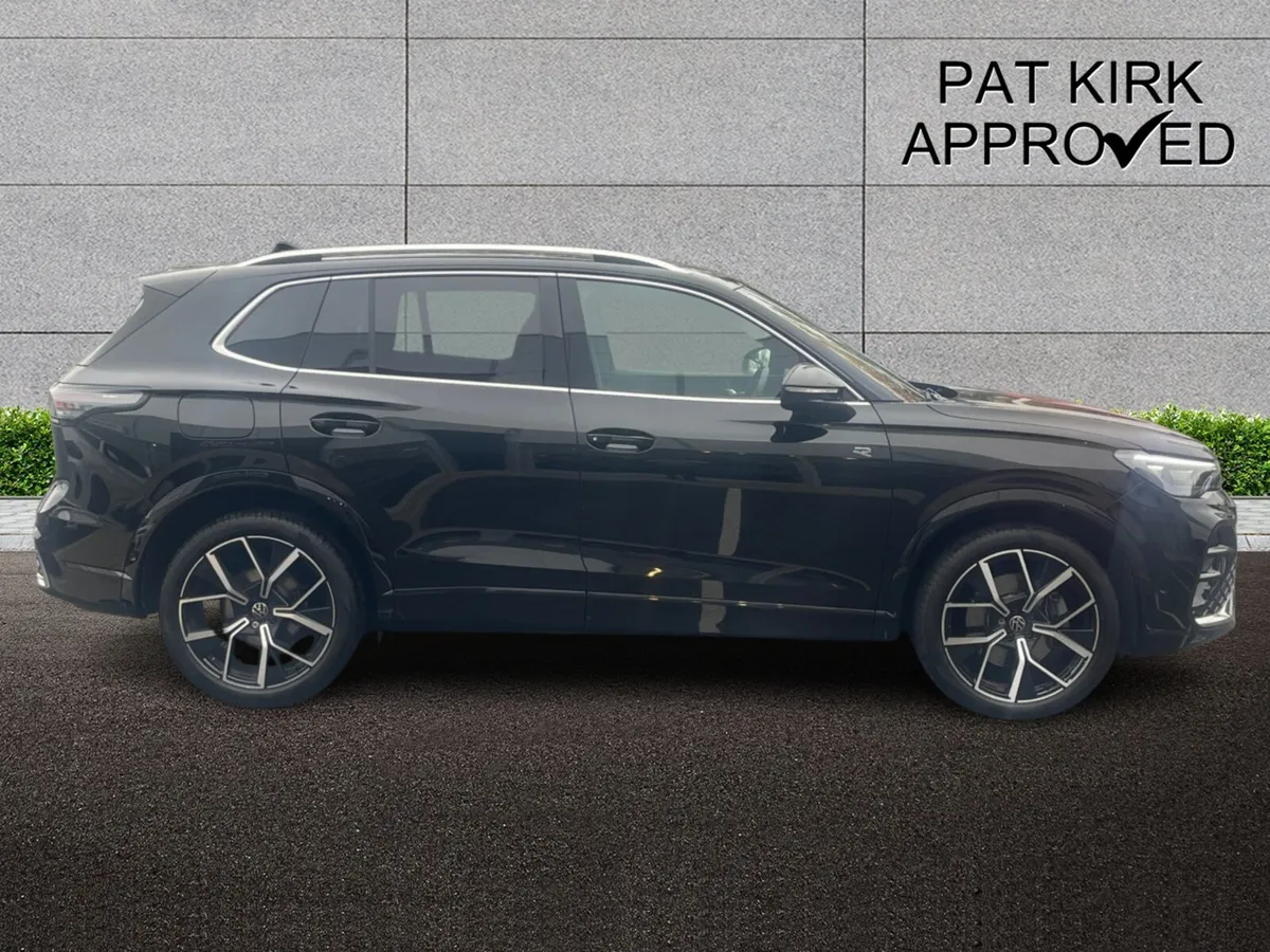 Volkswagen Tiguan Diesel Estate R-Line - Image 3