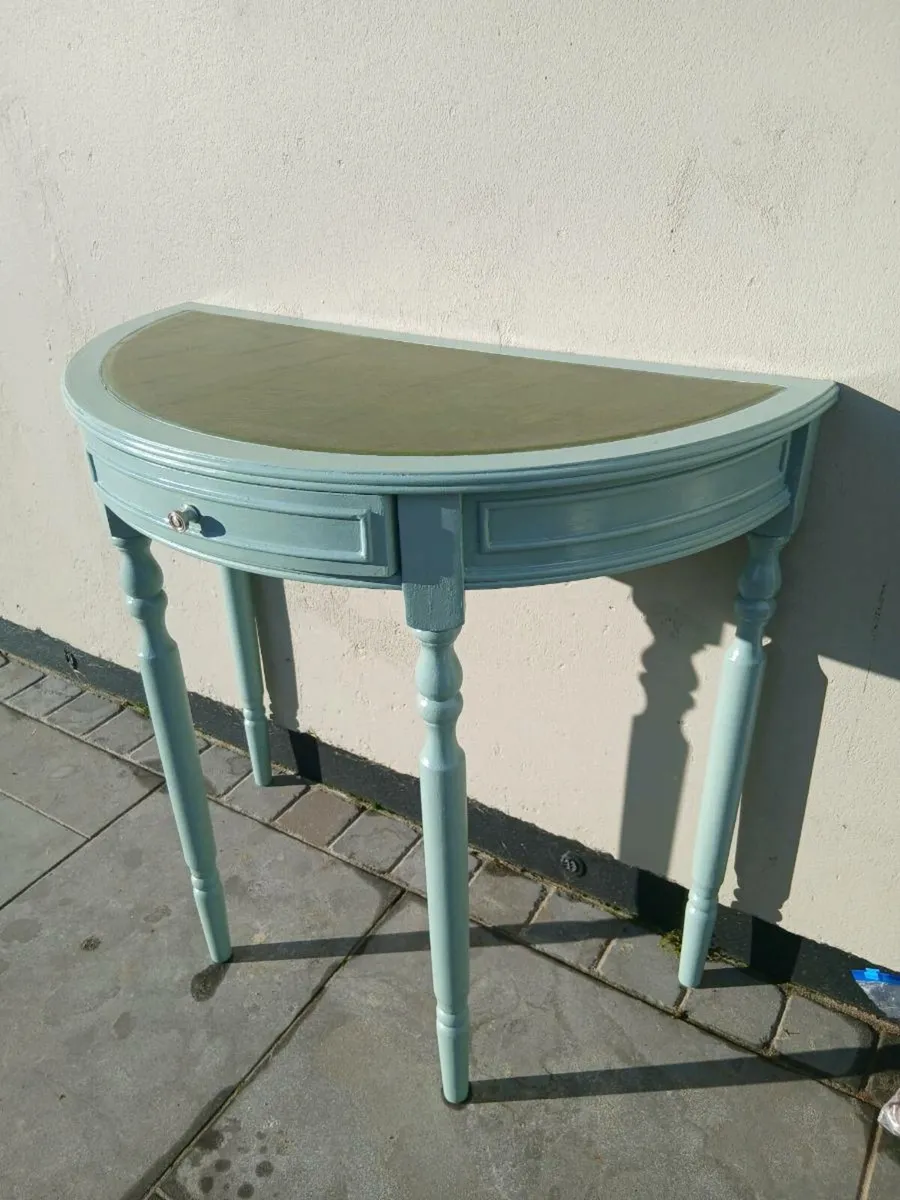 Console table - Image 3