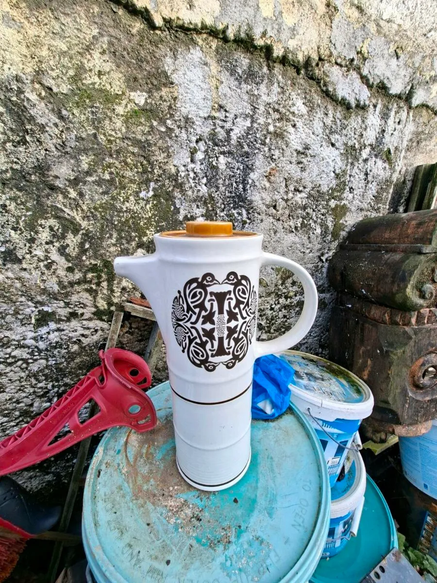 Arklow pottery - Image 1