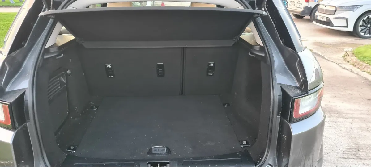 Land Rover Range Rover Evoque 2017 - Image 3