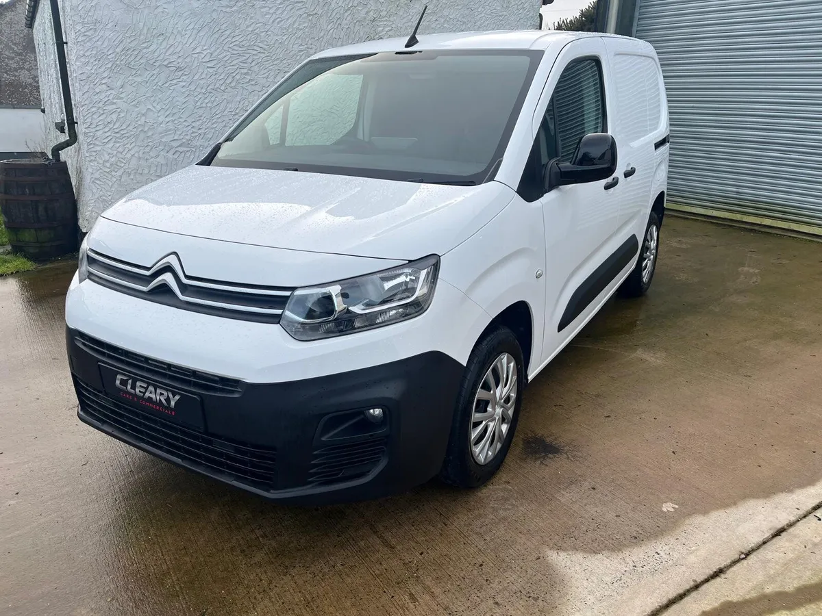 Citroen Berlingo 2022, 6 speed, 43000Miles - Image 3