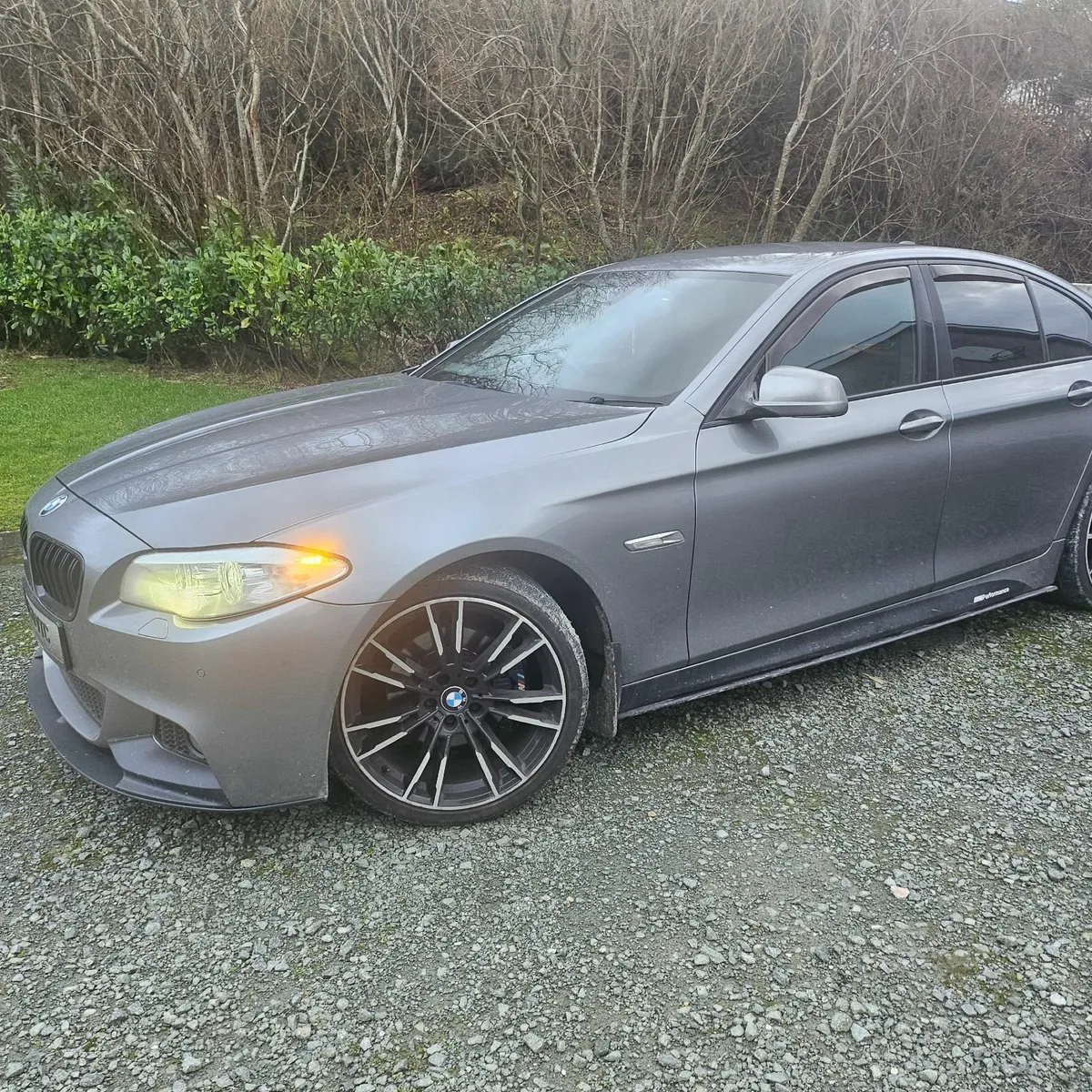 BMW 5-Series 2011 - Image 1