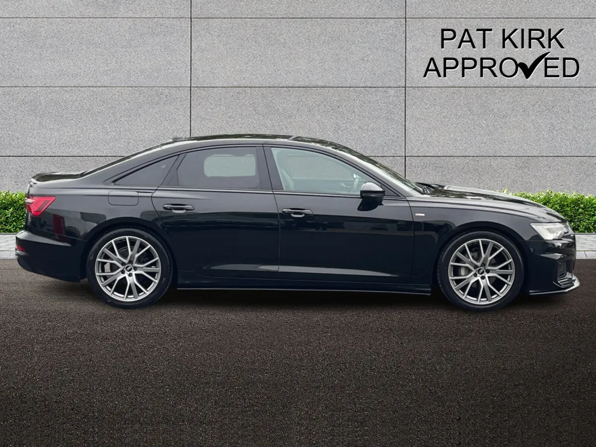 Audi A6 Diesel Saloon Black Edition - Image 3