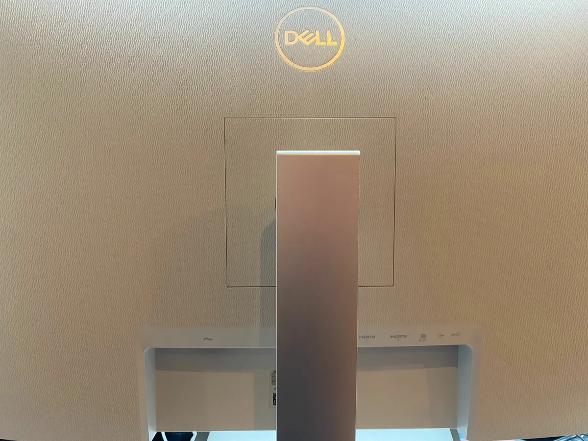 Dell 27 Plus Qhd Usb-c Monitor - S2722dc - Image 2