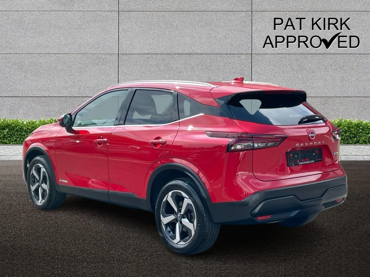 Nissan Qashqai Hatchback Acenta Premium - Image 3