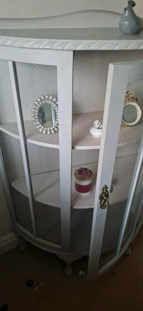 Vintage cabinet - Image 4