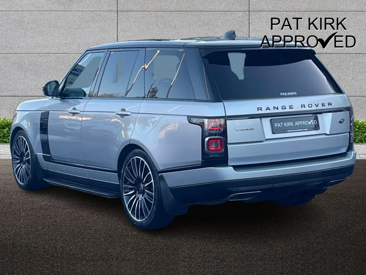 Land Rover Range Rover Diesel Estate Vogue - Image 2