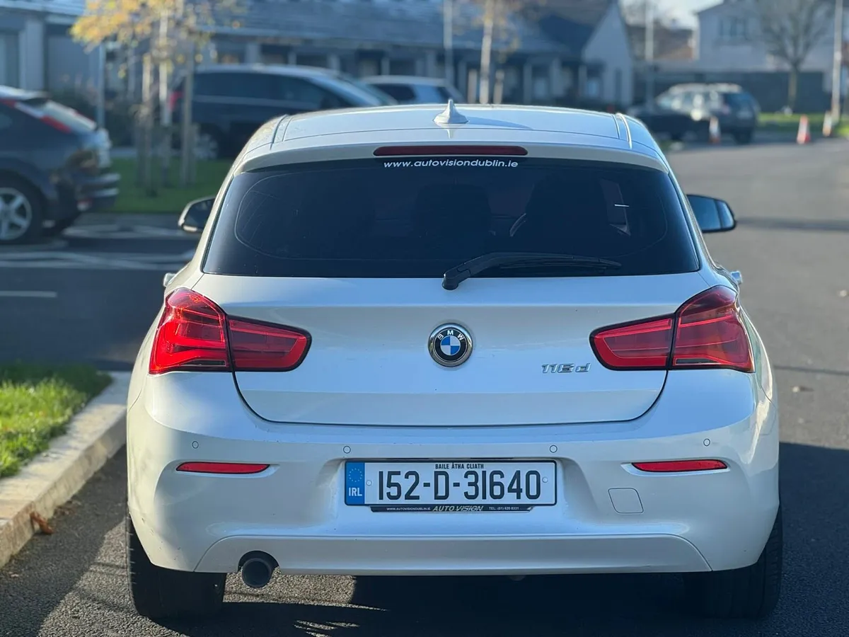 Bmw 116d 2015 - Image 4