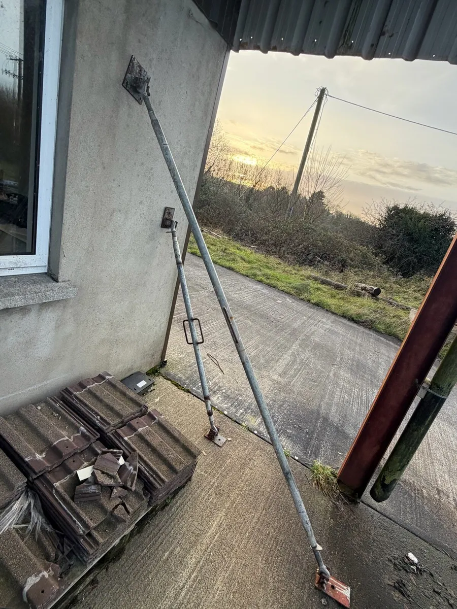 Support props - Image 1