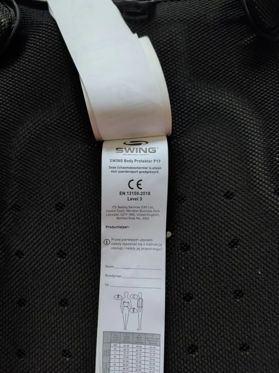 Kid's horse riding body protector - Image 1