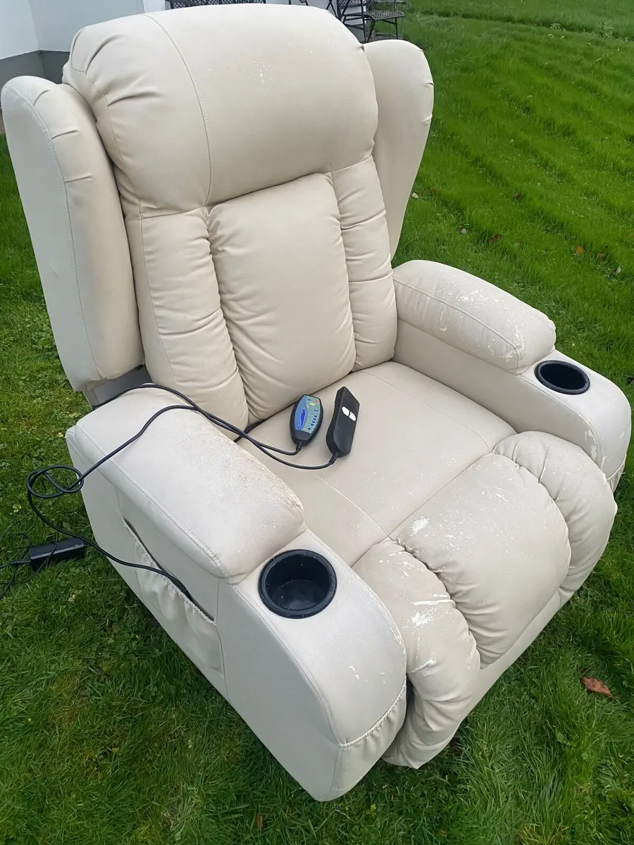 Electric Riser Recliner Mobility Chair Heat Massag - Image 4