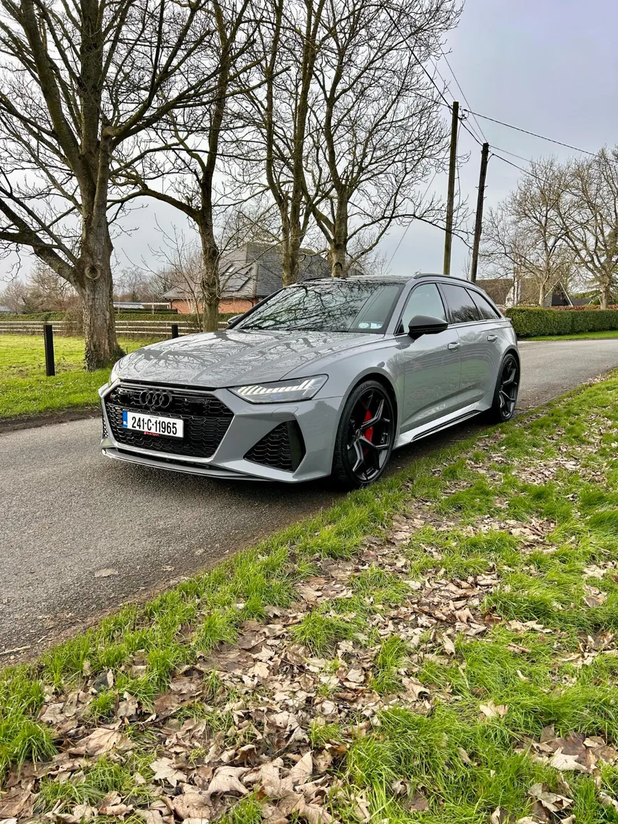 2024 Audi RS6 Performance only 12k km - Image 2