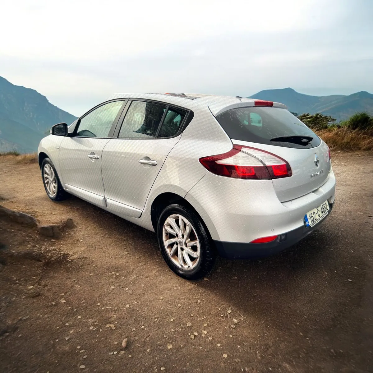 Renault Megane dCi 1.5L LIMITED Low Miles - Image 2