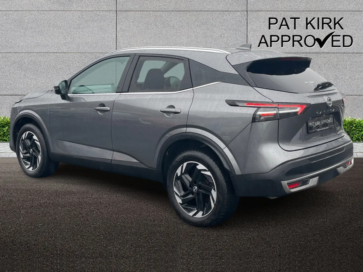 Nissan Qashqai Hatchback N-Connecta - Image 2