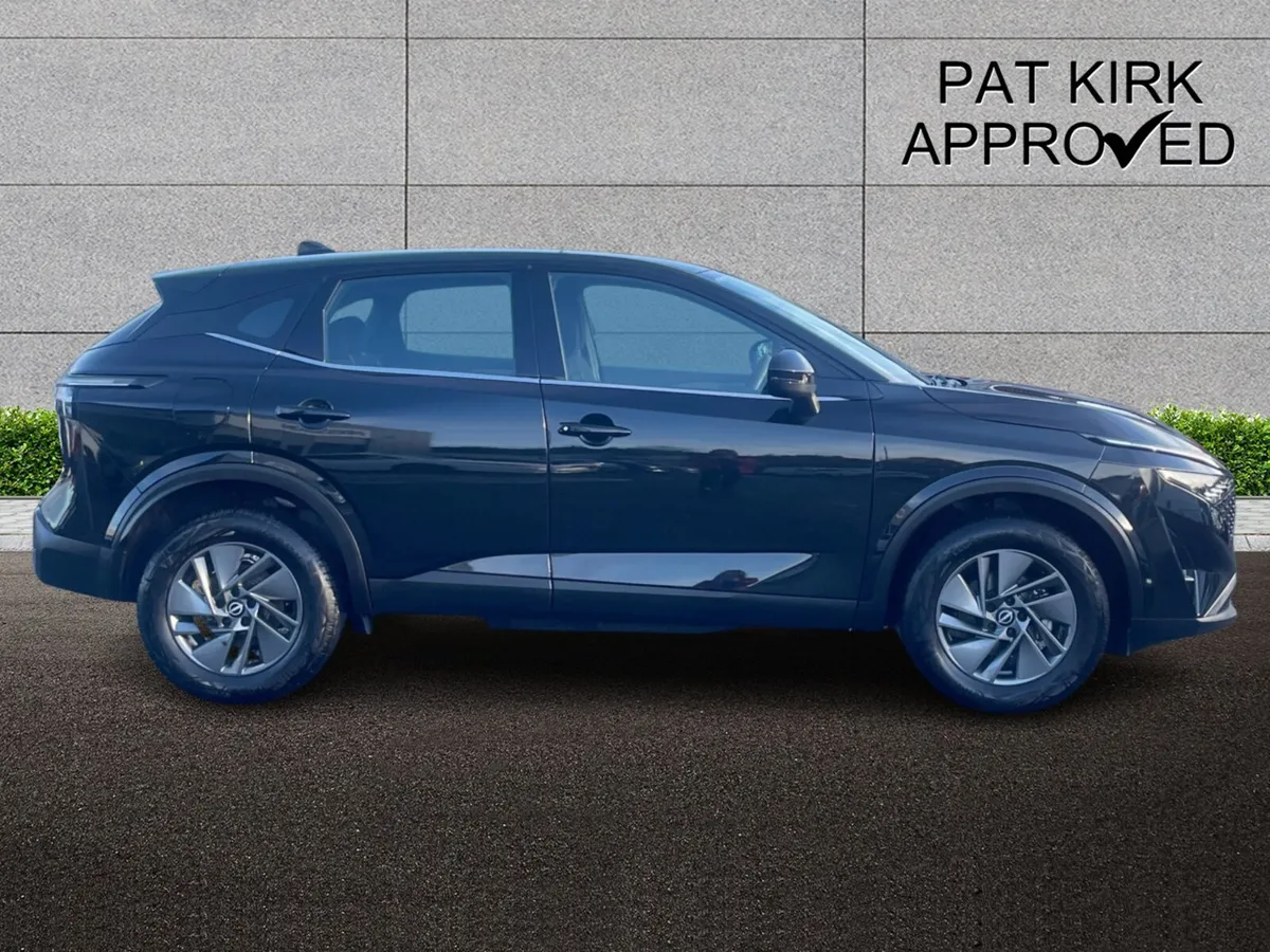 Nissan Qashqai Hatchback Acenta Premium - Image 3