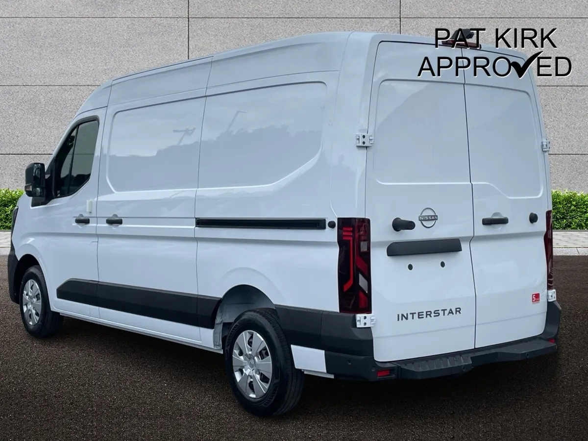 Nissan Interstar F35 L2 Diesel Tekna - Image 2