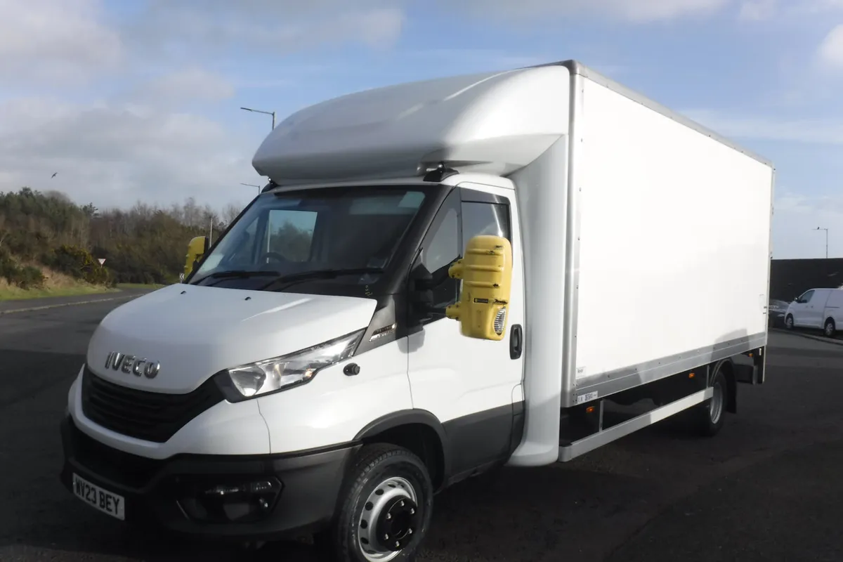 Iveco 72-180 Hi-Matic 2023 17ft GRP Box, tail lift - Image 1