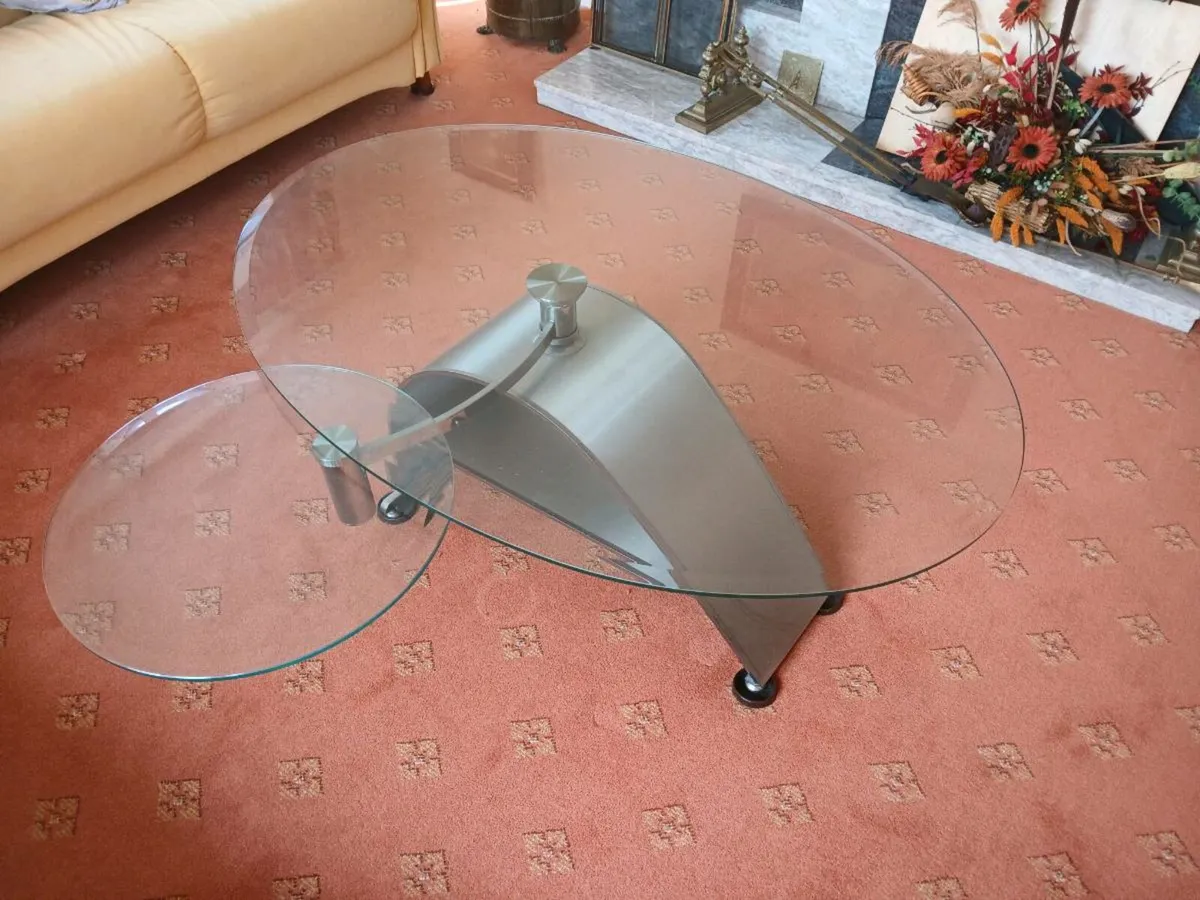 Glass coffee table, extendable glass leaf, as new. - Image 4