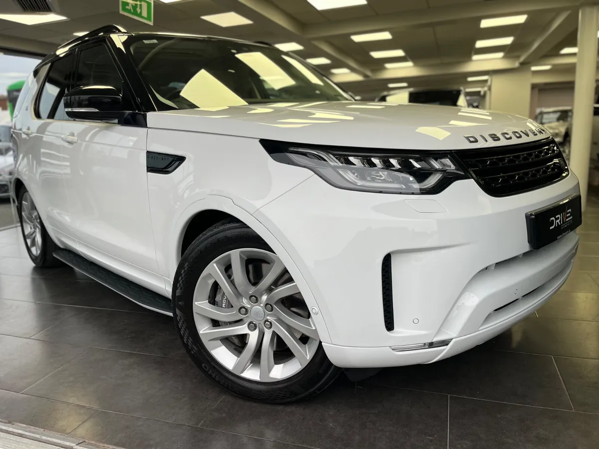 Land Rover Discovery 3.0 HSE Black PAC 2019 - Image 2
