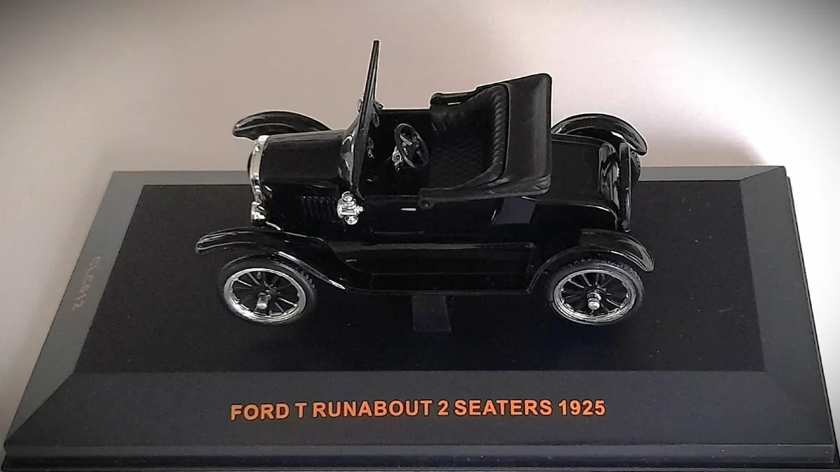 Collectable IXO 1:43 - Ford Model T Runabout ‘25 - Image 1