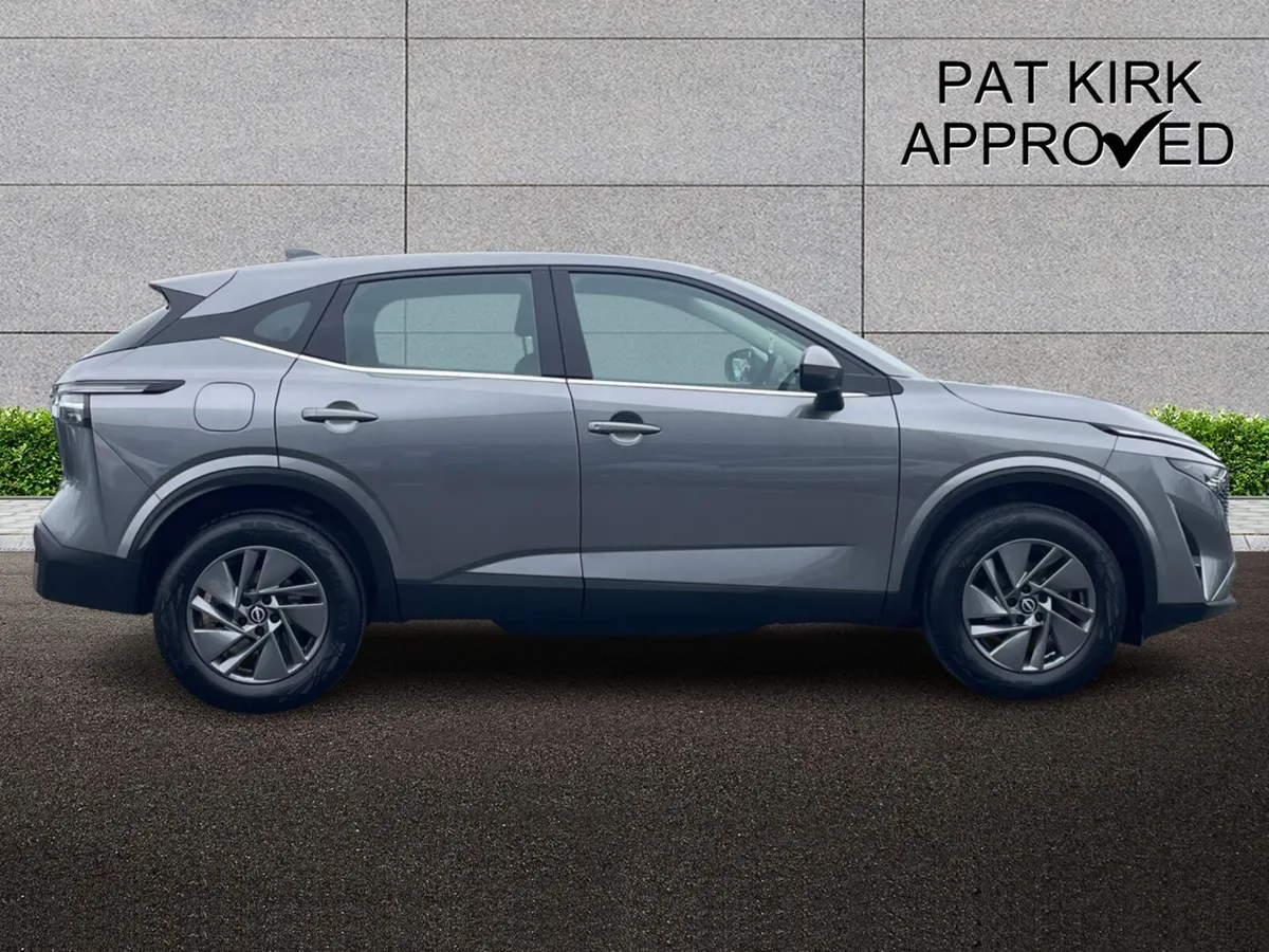 Nissan Qashqai Hatchback Acenta Premium - Image 3