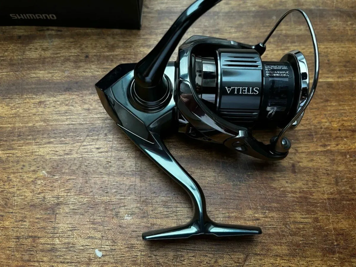 Shimano Stella FK 2500 - Image 1