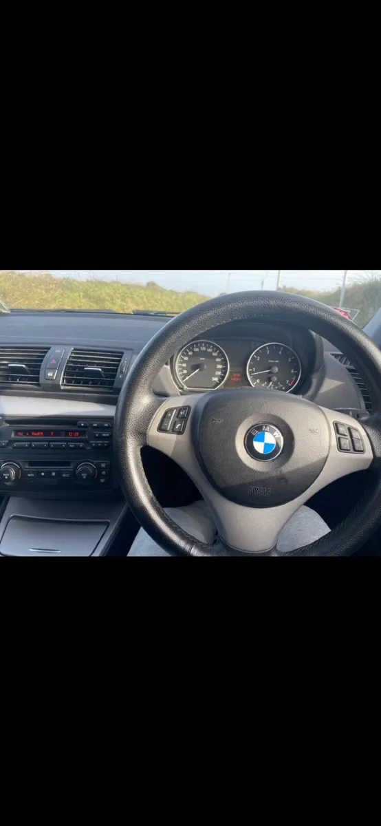 BMW 1-Series 2006 - Image 2
