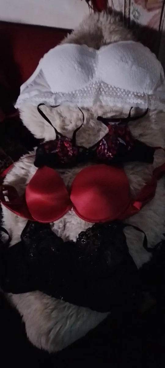 Crossdresser? Leatherlook .lingerie etc... - Image 1