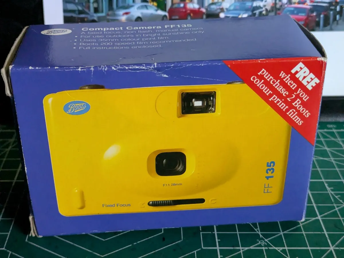 🎞️ Boots FF 135 point& shoot film camera - Image 3