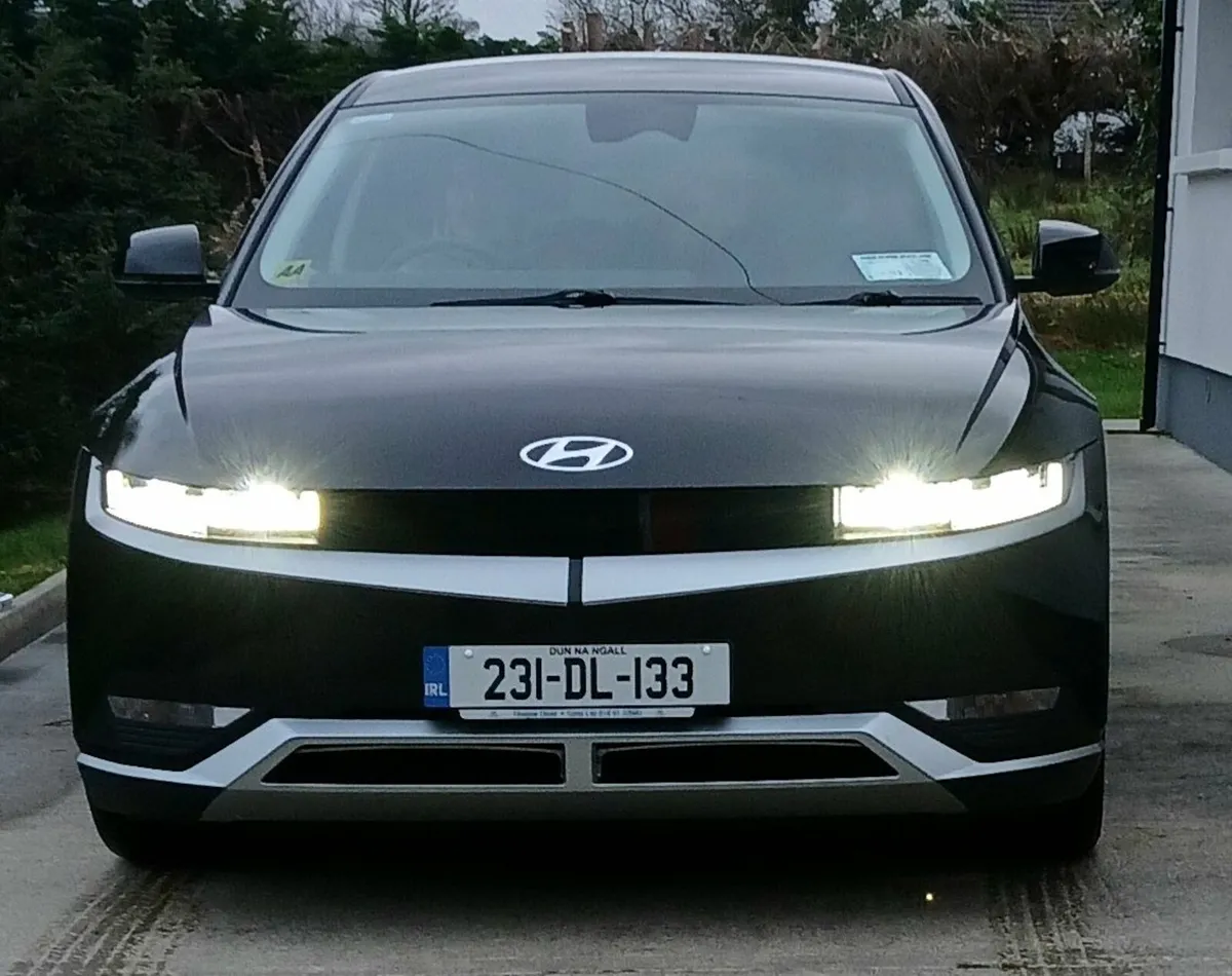 Hyundai IONIQ 2023 - Image 2