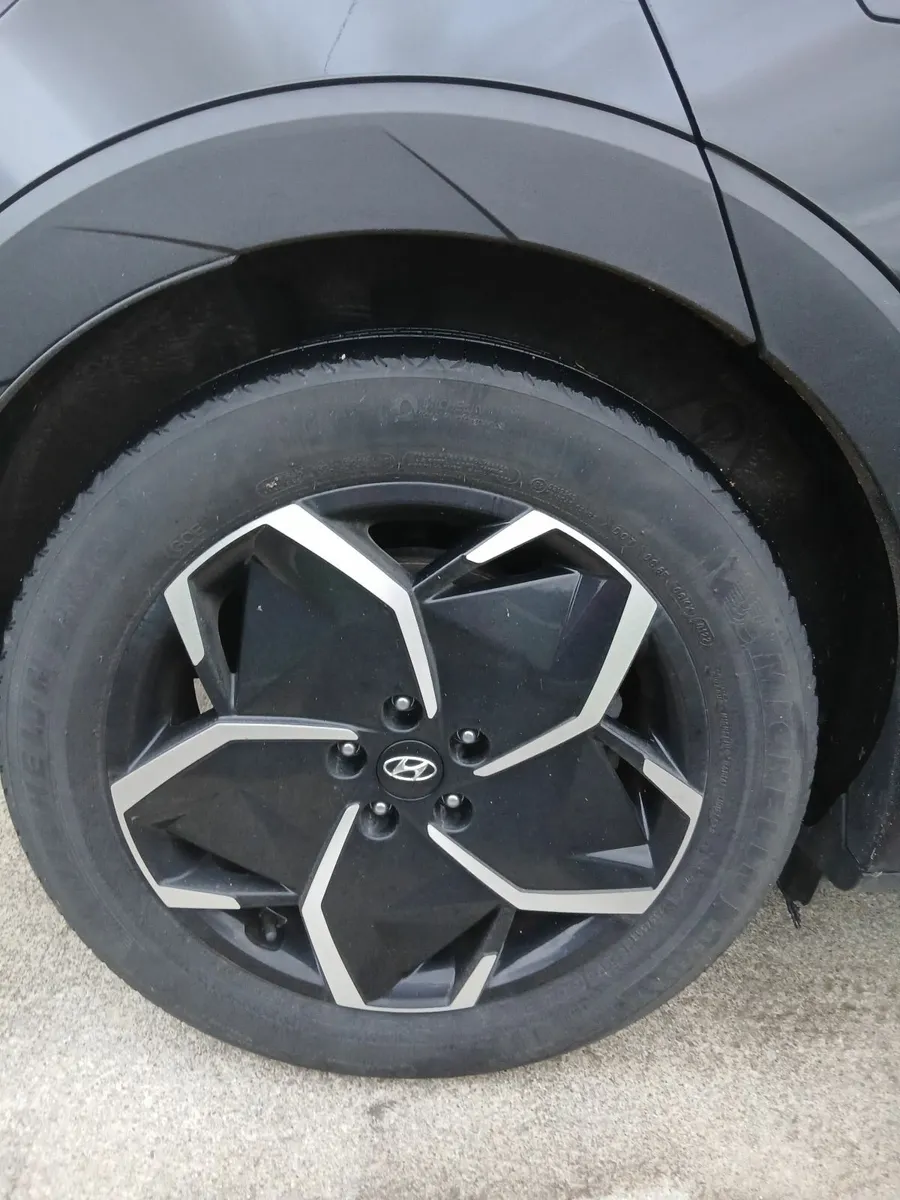 Hyundai IONIQ 2023 - Image 4