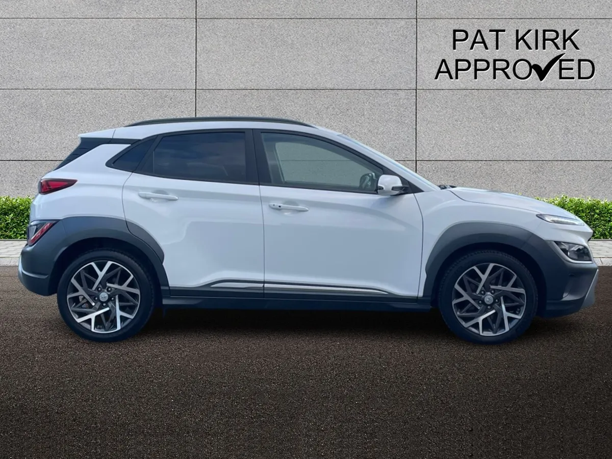 Hyundai Kona Hatchback Premium - Image 3