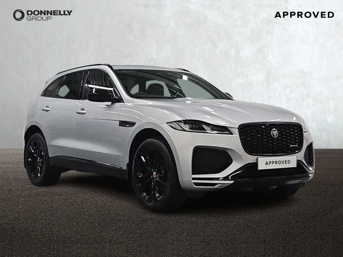 Jaguar F-pace F-Pace Estate Special Editions R-Dyn - Image 1