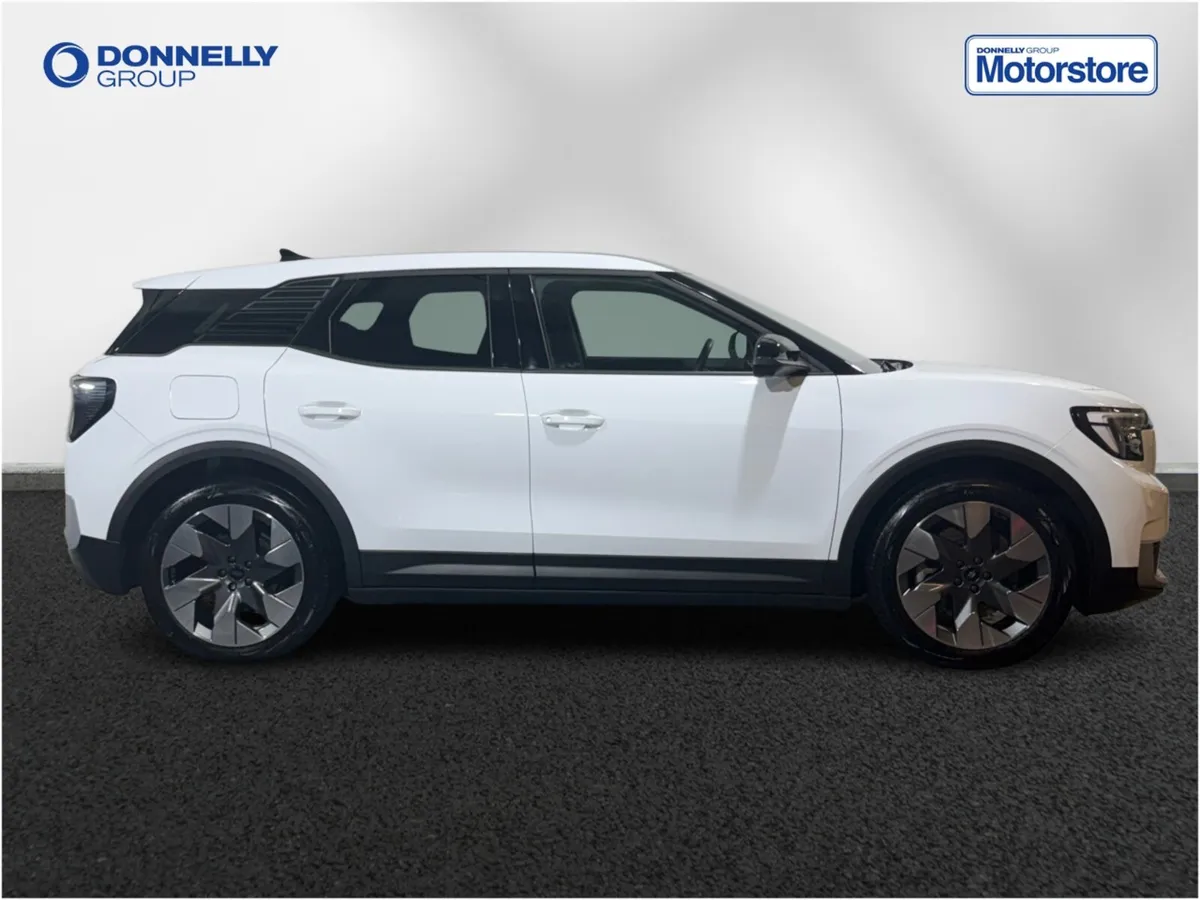 Ford Explorer Electric Estate Premium - Image 3