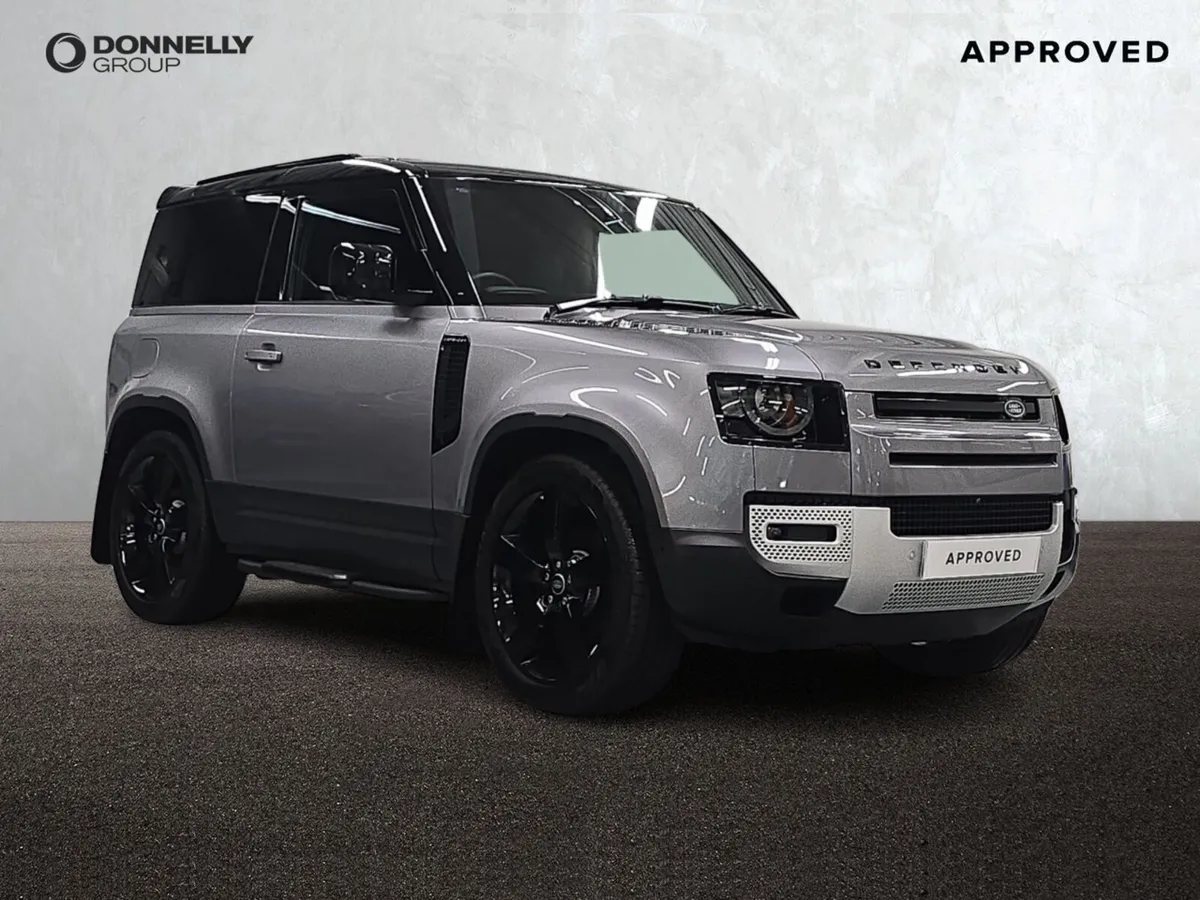 Land Rover Defender 90 Diesel SE - Image 1