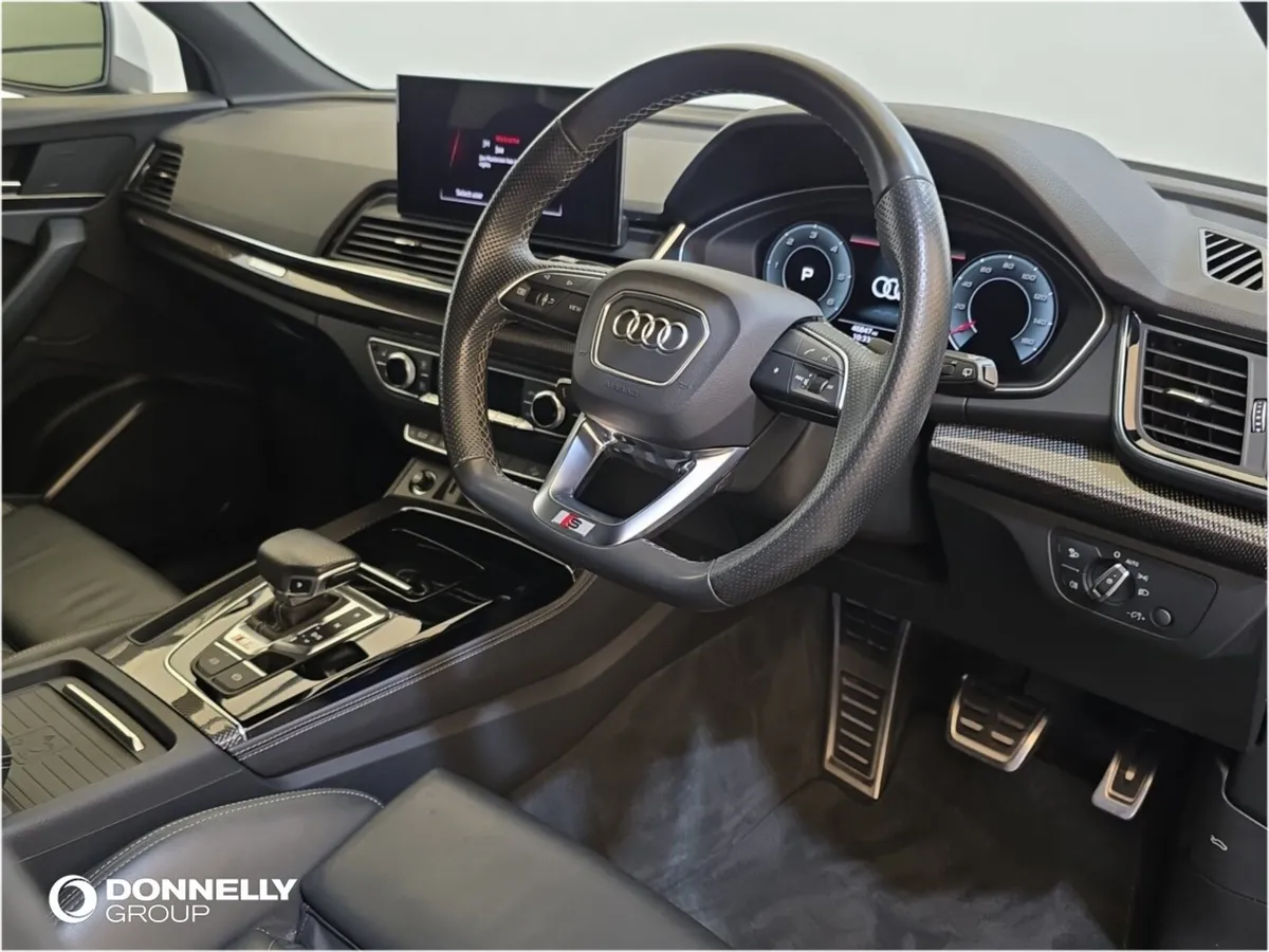 Audi Q5 Diesel Sportback S - Image 4