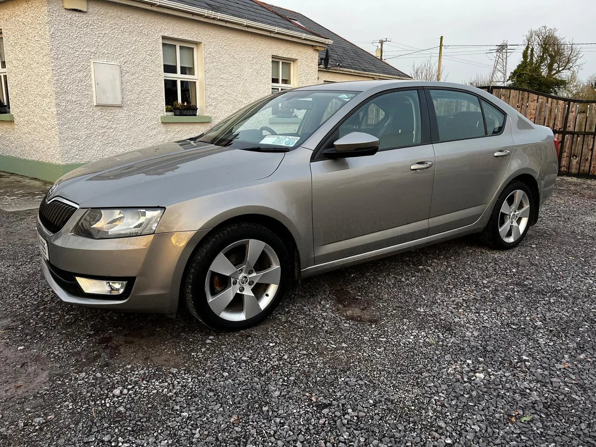 Skoda Octavia 1.6 TDI Elegance Model TAX & NCT - Image 3