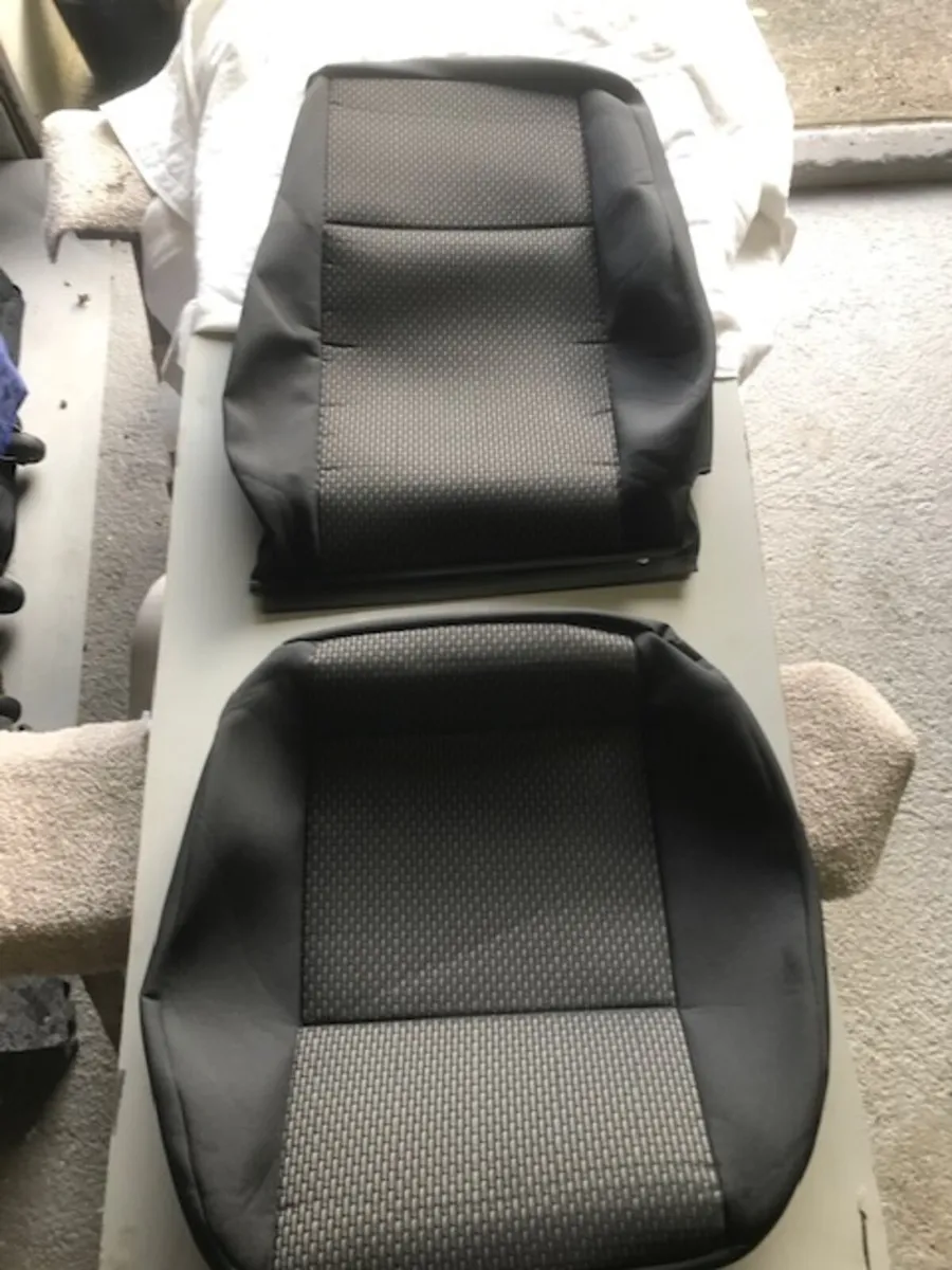 VW  T5.1 T6 T6.1  seat cover drivers + double seat - Image 3